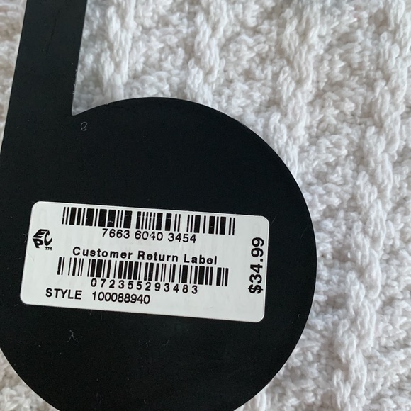 Slippers - Picture 2 of 4